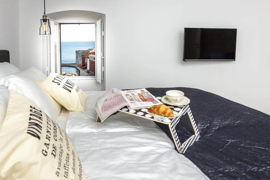 Apartments La Boheme Дубровник Стая снимка