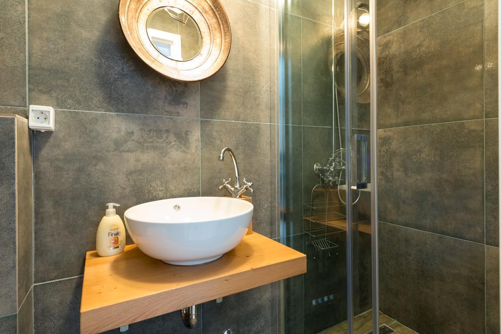 Apartments La Boheme Дубровник Екстериор снимка